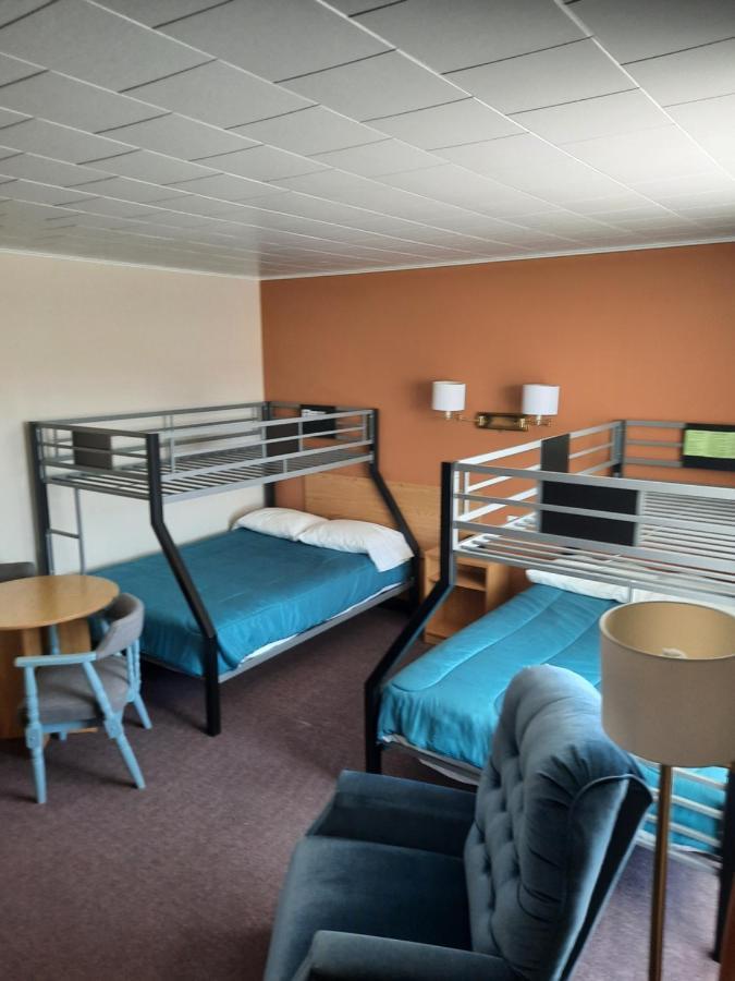 Hotel Le Campagnard Matane Exterior foto
